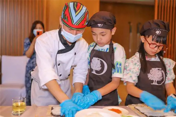 教孩子做饭整理亲子馆加盟